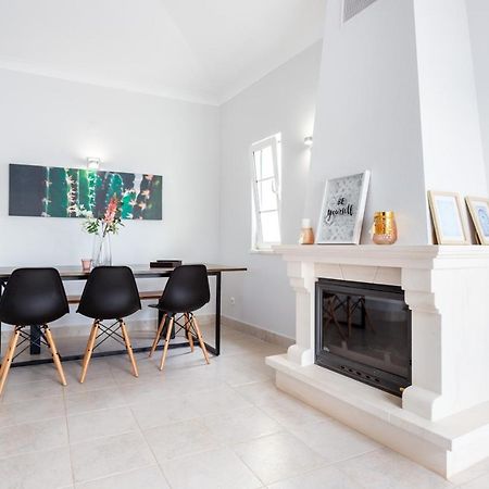 Qev - Santo Antonio Apartment Budens Exterior photo