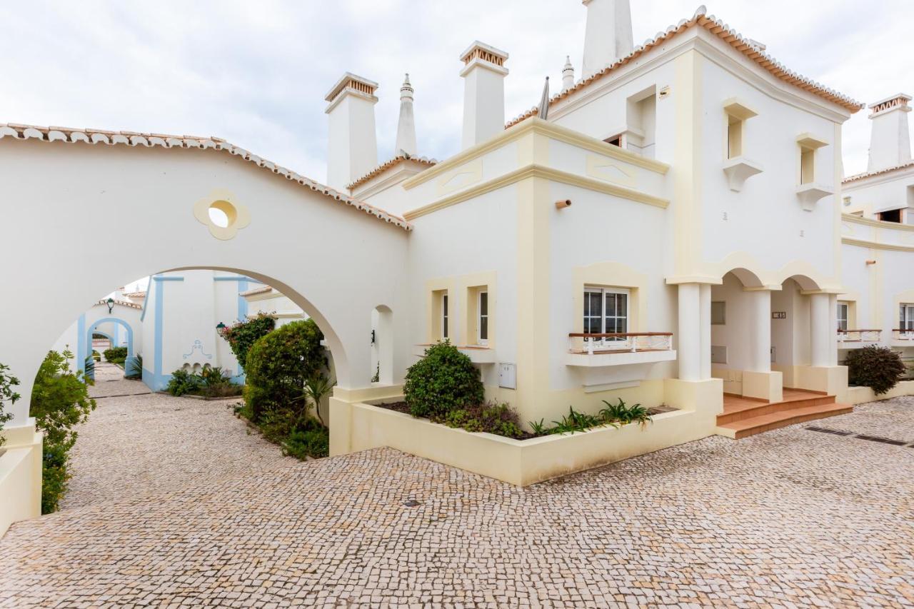 Qev - Santo Antonio Apartment Budens Exterior photo
